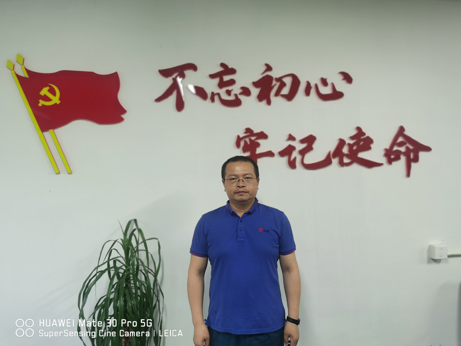 2022年度2003网站太阳集团医药金鹰斗争者——李广青